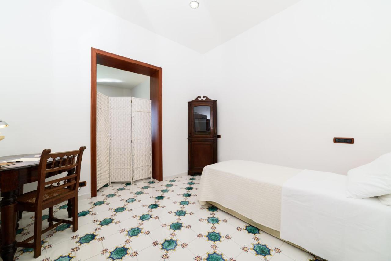 Amalfi Coast Family Luxury Suite Vietri Dış mekan fotoğraf